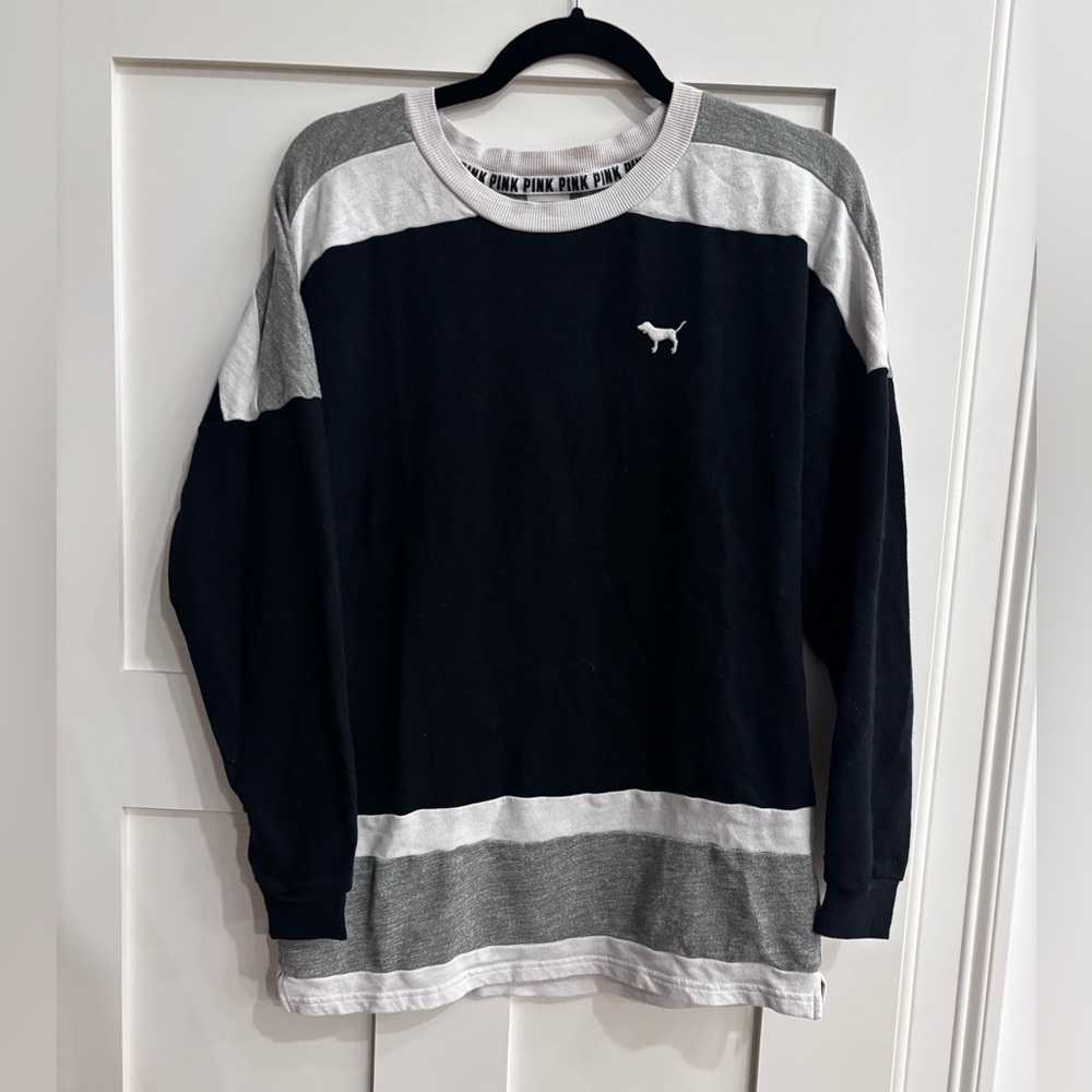 Victoria's Secret Black and Gray Crewneck Over Sized Sweatshirt Summer 2015